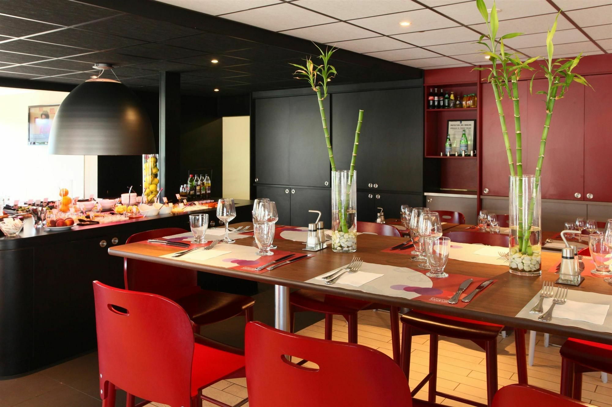 Campanile Tours Sud - Chambray-Les-Tours Hotel Kültér fotó