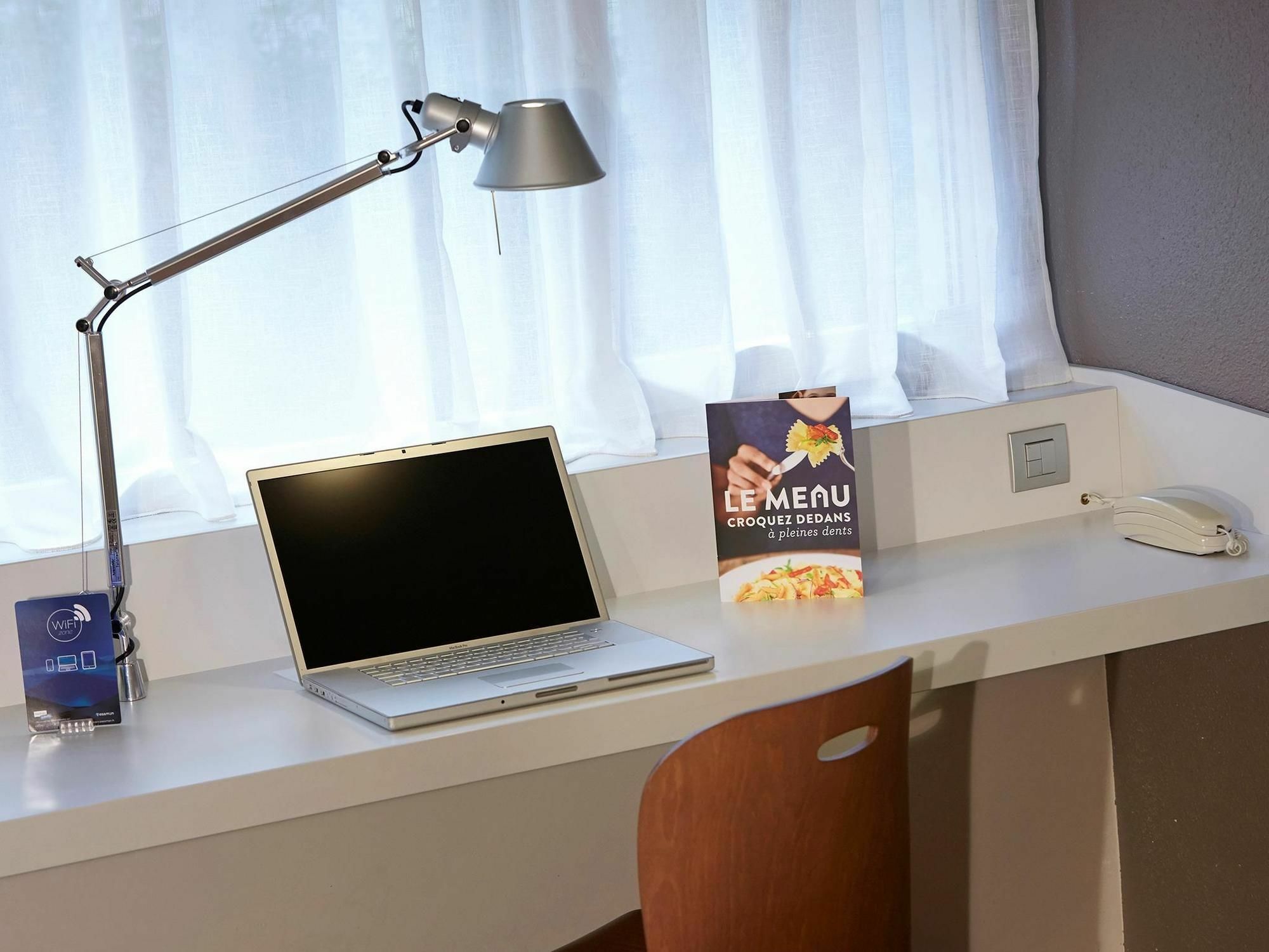 Campanile Tours Sud - Chambray-Les-Tours Hotel Kültér fotó