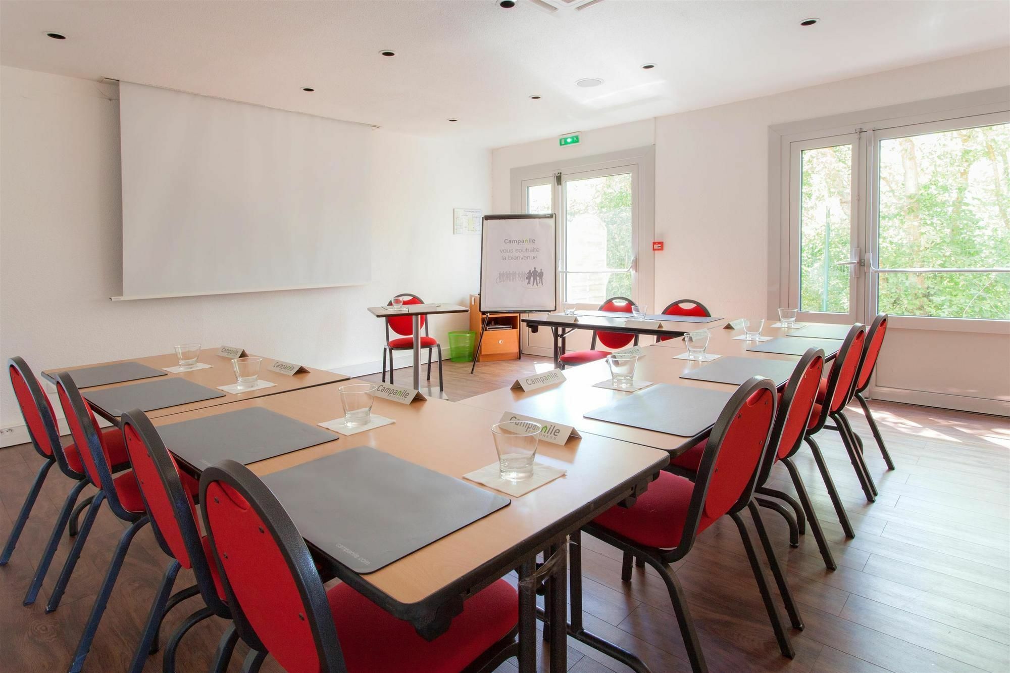 Campanile Tours Sud - Chambray-Les-Tours Hotel Kültér fotó