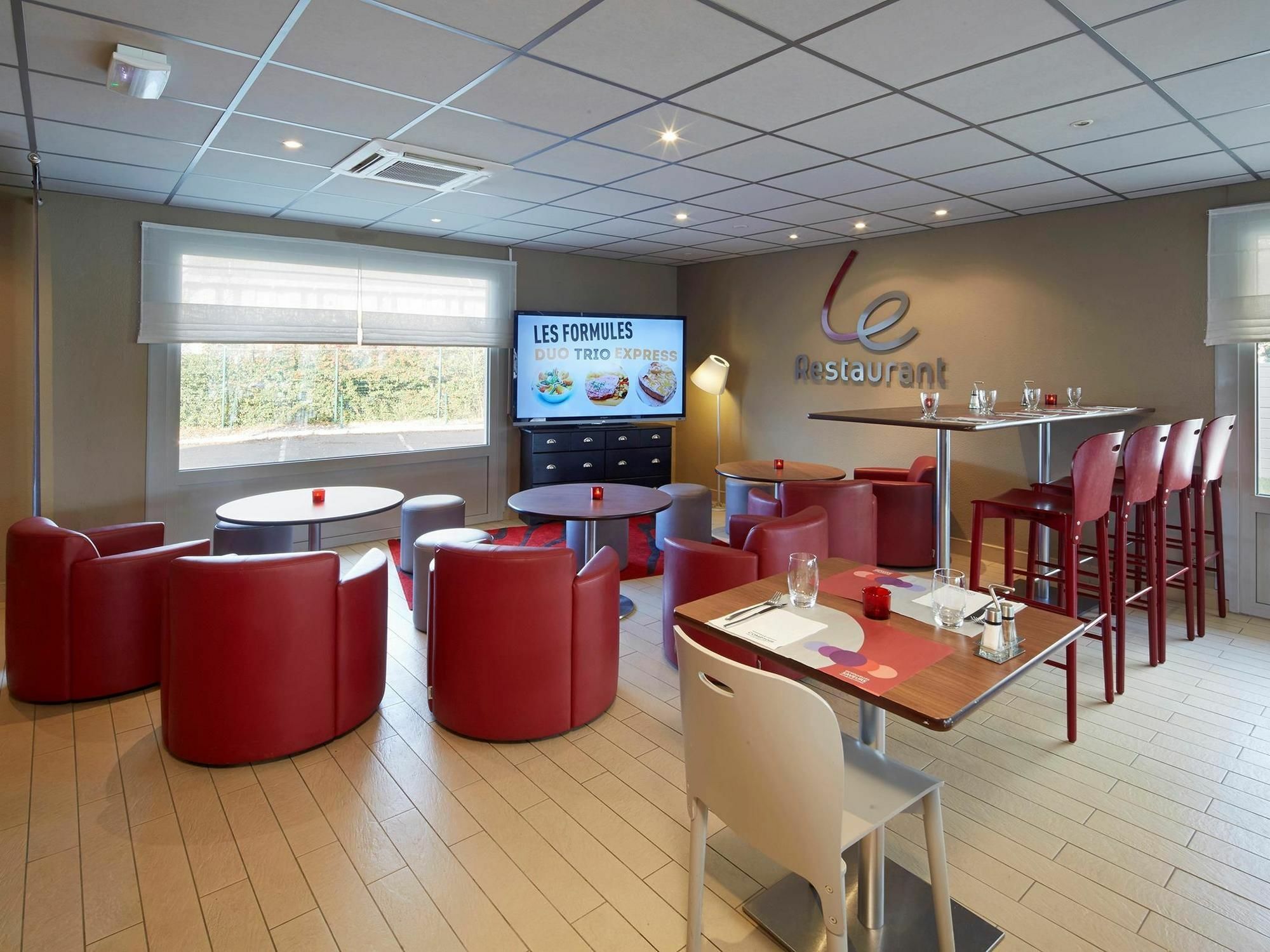 Campanile Tours Sud - Chambray-Les-Tours Hotel Kültér fotó