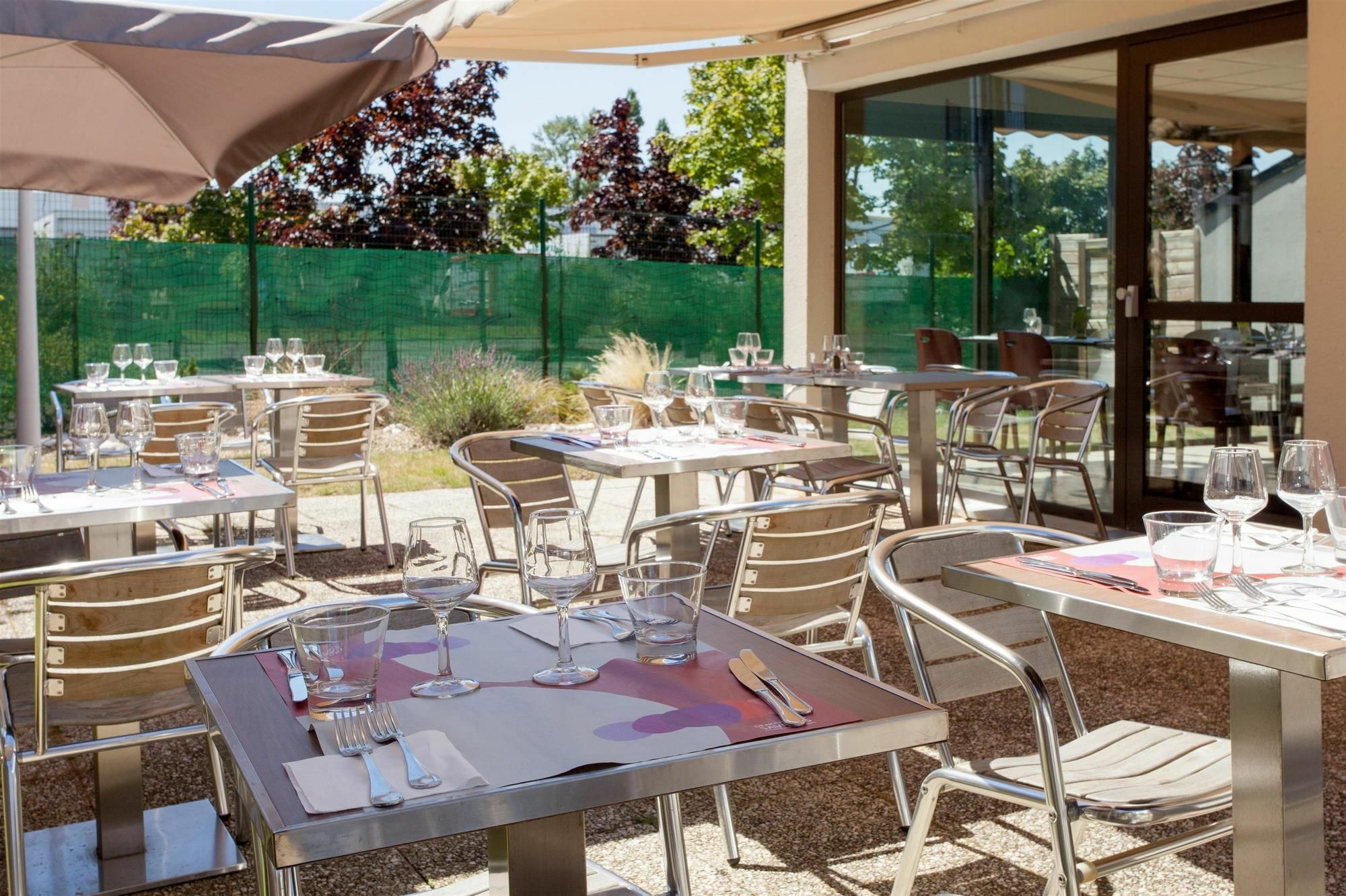 Campanile Tours Sud - Chambray-Les-Tours Hotel Kültér fotó